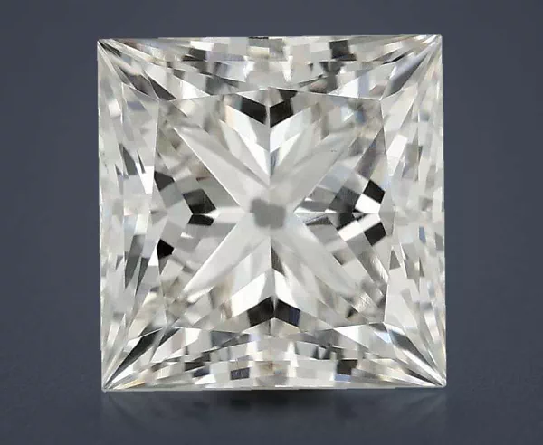 2.04 Carat · G · VVS2 Rare Carat Ideal Cut