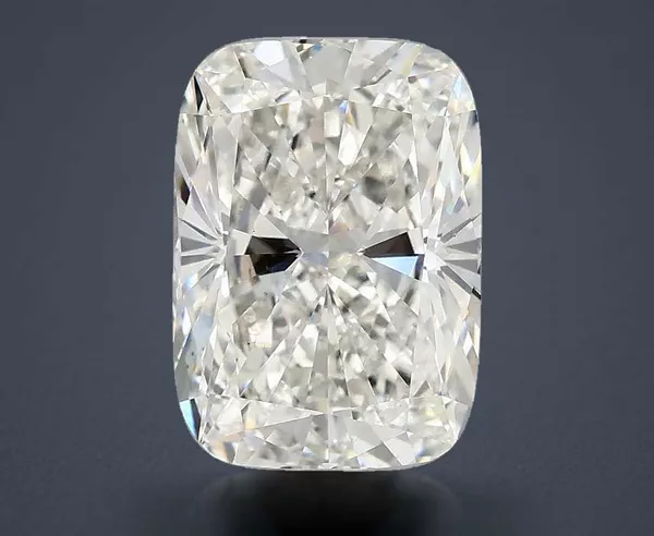4.07 Carat · G · VS2 Rare Carat Ideal Cut