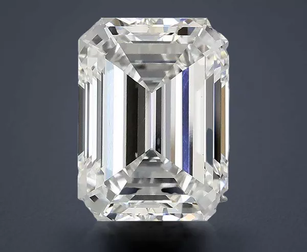 3.3 Carat · E · VS1 Rare Carat Ideal Cut