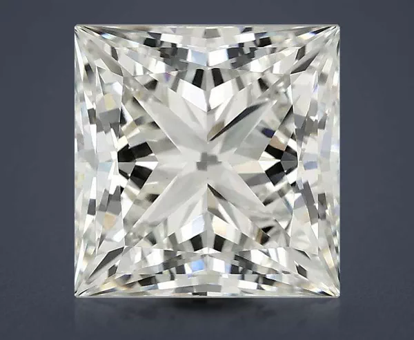 4.52 Carat · G · VS1 Rare Carat Ideal Cut