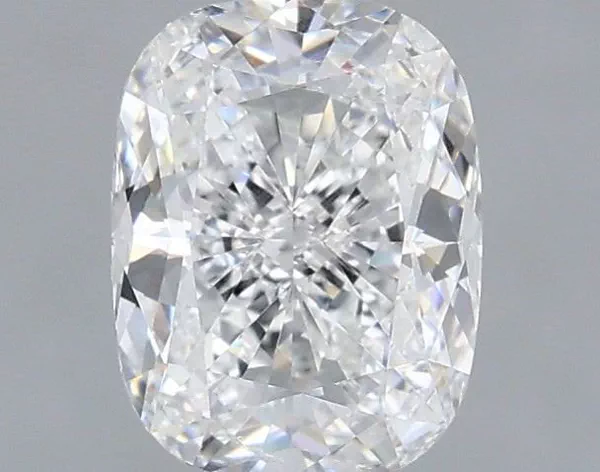 1 Carat · D · VS2 Rare Carat Ideal Cut