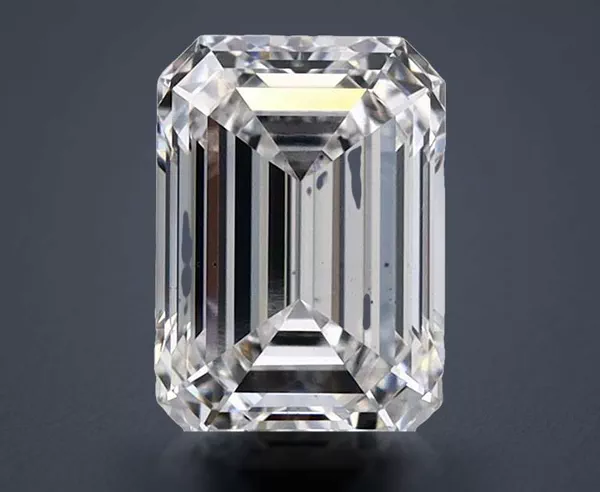2.29 Carat · E · VS2 Rare Carat Ideal Cut
