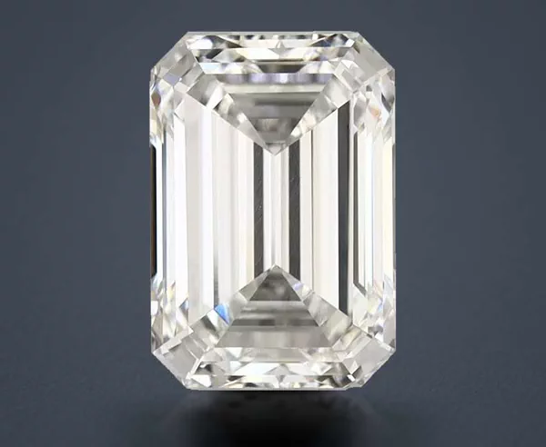 2.86 Carat · F · VVS2 Rare Carat Ideal Cut