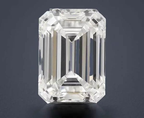 4.03 Carat · G · VVS2 Rare Carat Ideal Cut