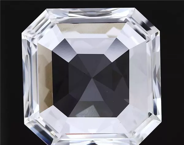 14.9 Carat · F · VVS2 good Cut