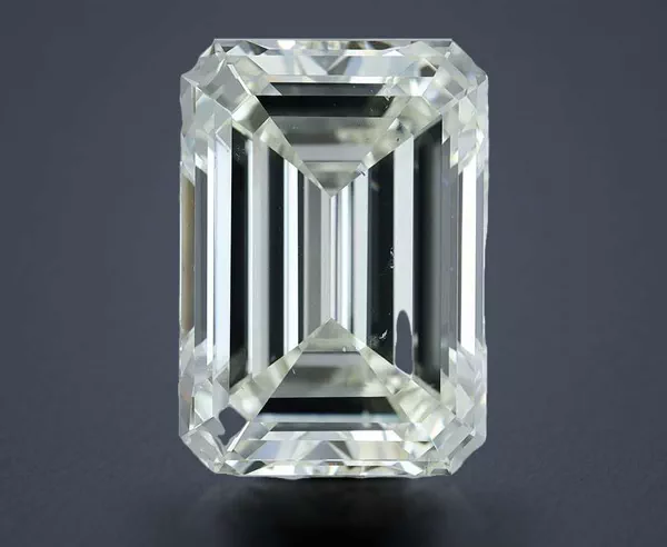 10.05 Carat · I · SI1 Rare Carat Ideal Cut