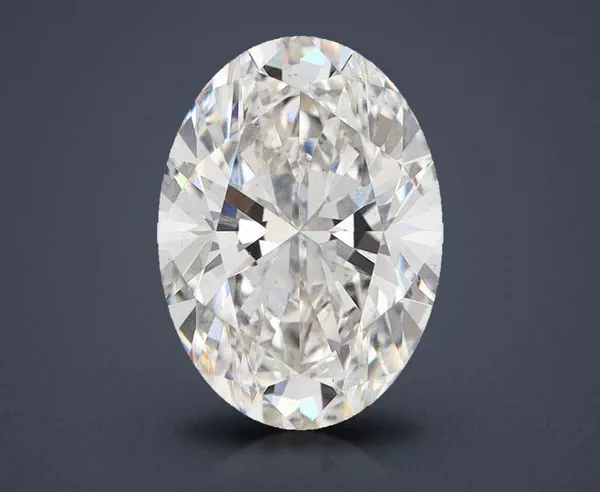4.27 Carat · G · VS2 Rare Carat Ideal Cut