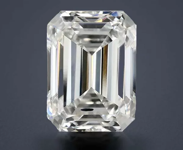 3.43 Carat · F · VS1 Rare Carat Ideal Cut