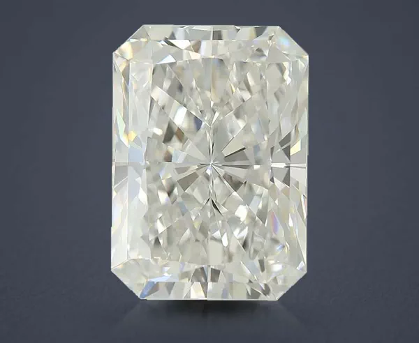 4.05 Carat · E · VVS2 Rare Carat Ideal Cut