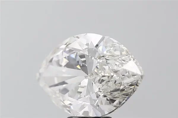 8.17 Carat · H · VS1 Rare Carat Ideal Cut