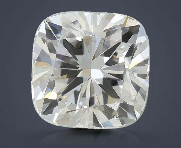 3.07 Carat · E · SI1 Rare Carat Ideal Cut
