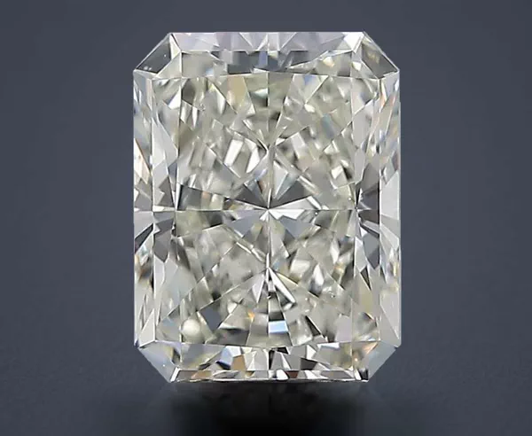 2.2 Carat · J · VS2 Rare Carat Ideal Cut