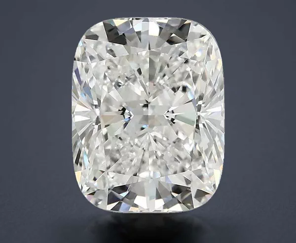 3.28 Carat · E · VS2 Rare Carat Ideal Cut