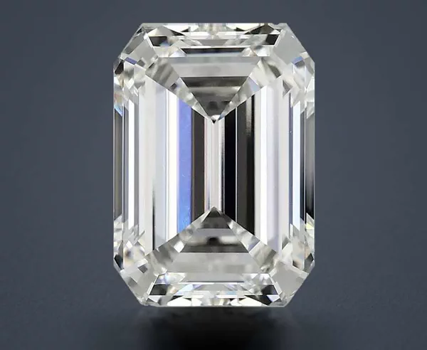 4.07 Carat · F · VVS2 Rare Carat Ideal Cut