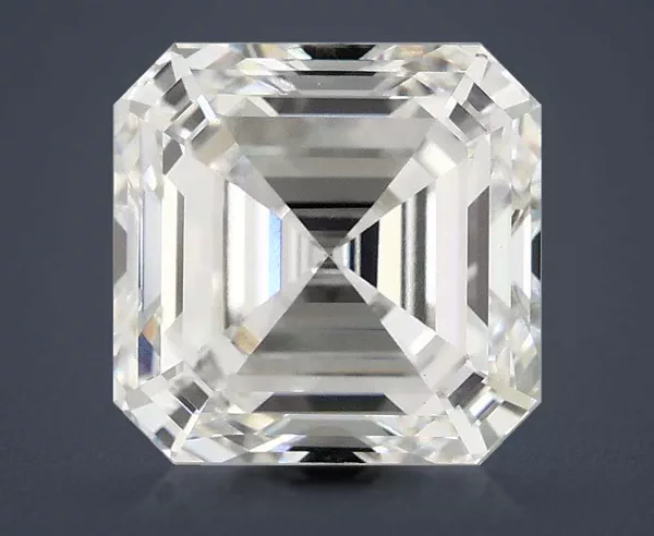 4 Carat · F · VVS2 Rare Carat Ideal Cut