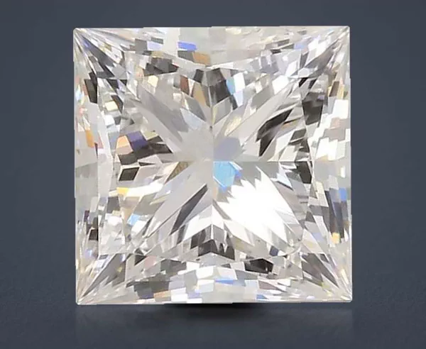 4.5 Carat · F · VS1 Rare Carat Ideal Cut
