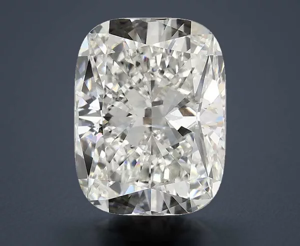 4.8 Carat · F · VVS2 Rare Carat Ideal Cut