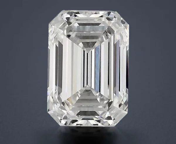 1.57 Carat · E · VS2 Rare Carat Ideal Cut