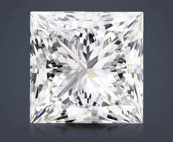 4 Carat · E · VVS2 Rare Carat Ideal Cut