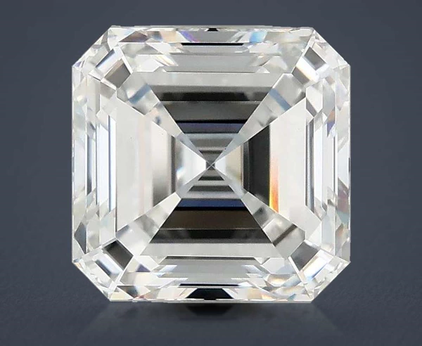 3.02 Carat · E · VVS2 excellent Cut