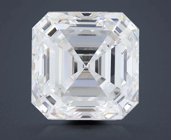 4.02 Carat · E · VVS2 excellent Cut