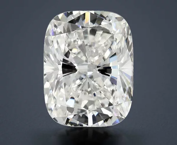5.33 Carat · F · VVS2 Rare Carat Ideal Cut