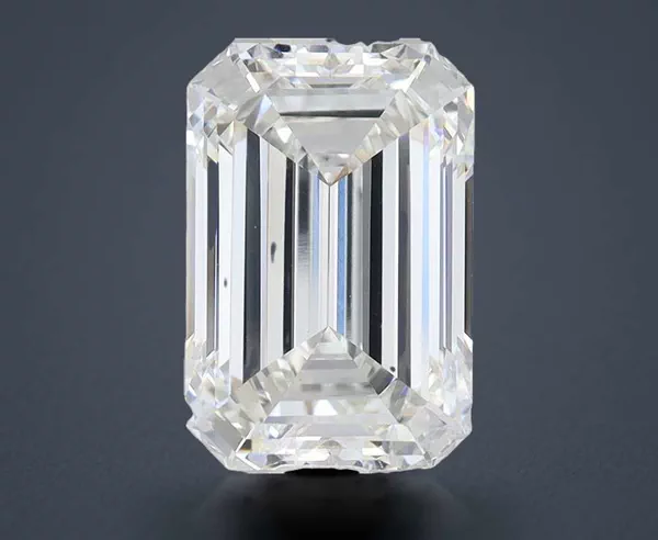 5.21 Carat · E · VVS2 Rare Carat Ideal Cut