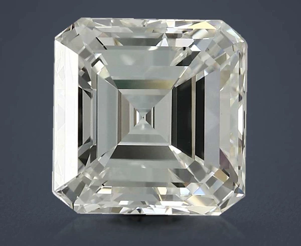 3.22 Carat · J · VVS2 excellent Cut