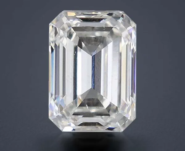 1.01 Carat · F · VS2 Rare Carat Ideal Cut