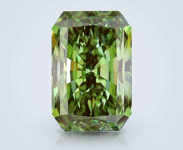 7.03 Carat · Green · Fancy Vivid · VS1
