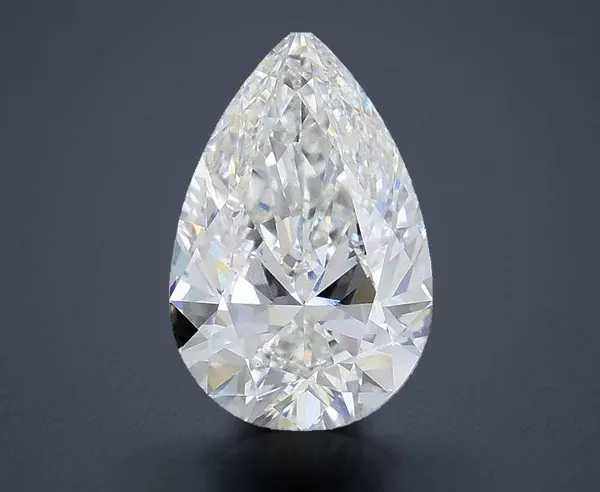 4 Carat · F · VS1 Rare Carat Ideal Cut