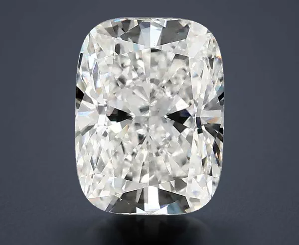 2.47 Carat · E · VS2 Rare Carat Ideal Cut
