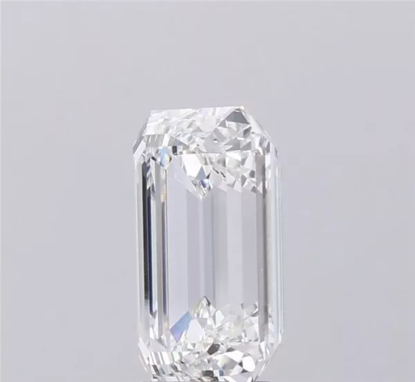4.07 Carat · F · VVS2 Rare Carat Ideal Cut