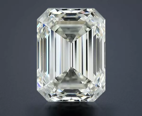 2.01 Carat · J · VS1 Rare Carat Ideal Cut