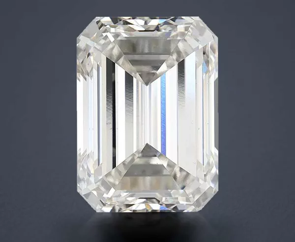 4.51 Carat · H · VS2 Rare Carat Ideal Cut