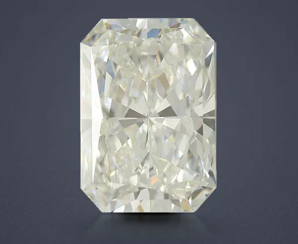 4.05 Carat · G · VS1 Rare Carat Ideal Cut