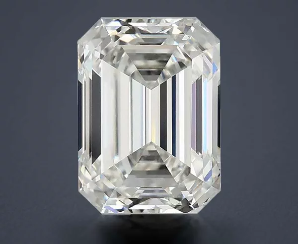 2.52 Carat · G · VVS2 Rare Carat Ideal Cut