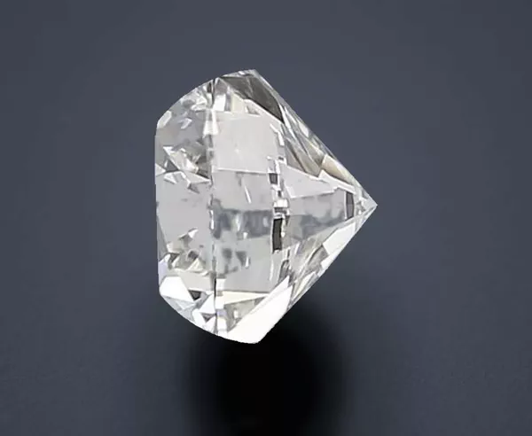 2.39 Carat · G · VS1 Rare Carat Ideal Cut