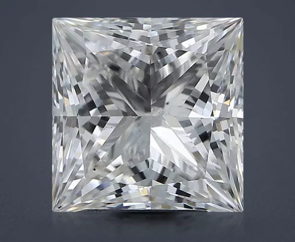 2.8 Carat · F · VS2 Rare Carat Ideal Cut