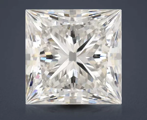 4.76 Carat · G · VS1 Rare Carat Ideal Cut