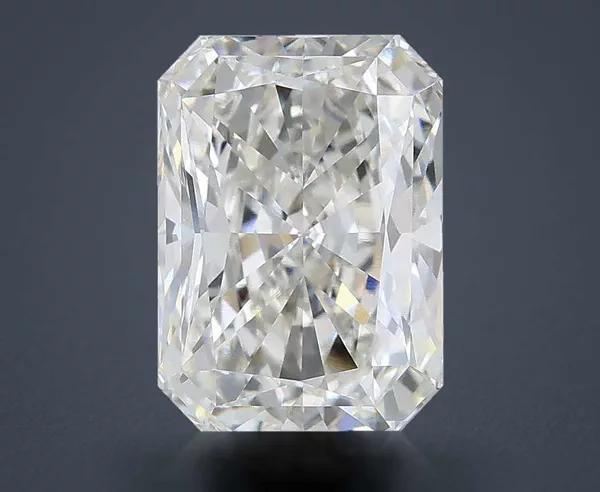 4.03 Carat · G · VVS2 Rare Carat Ideal Cut