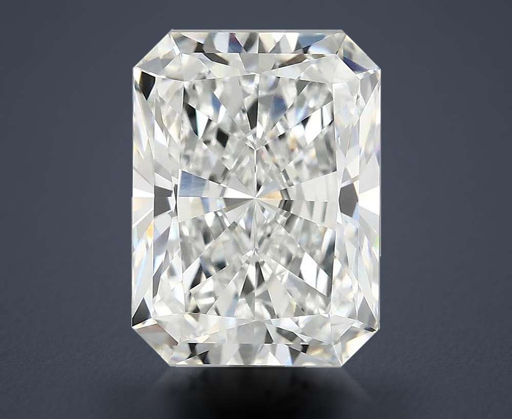 4.26 Carat · E · VVS2 Rare Carat Ideal Cut