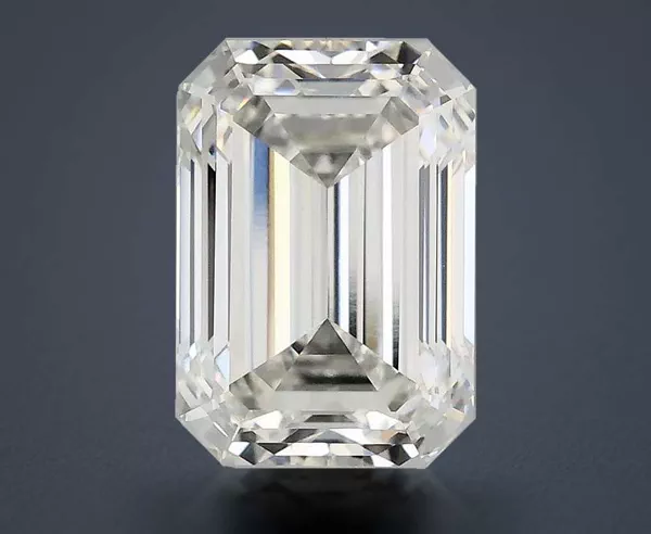 3.01 Carat · G · VVS2 Rare Carat Ideal Cut