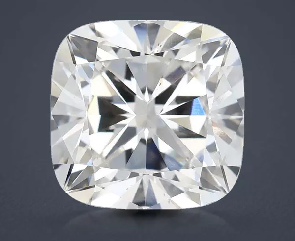 6.01 Carat · G · VS2 Rare Carat Ideal Cut