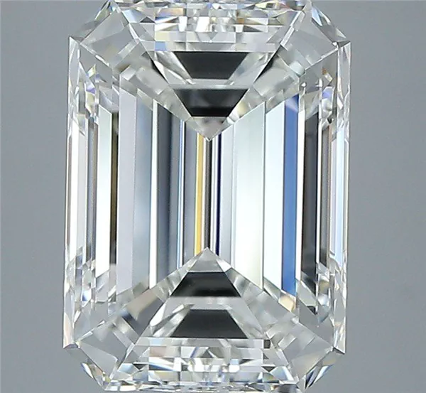 5.02 Carat · G · VS1 Rare Carat Ideal Cut