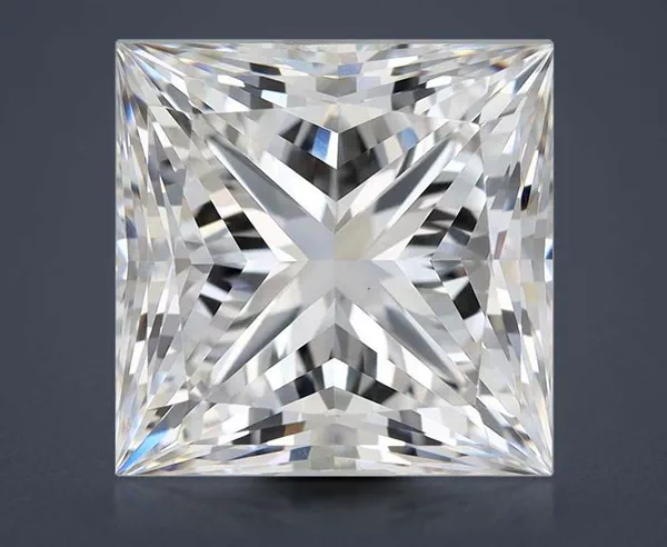 2.85 Carat · G · VVS2 Rare Carat Ideal Cut