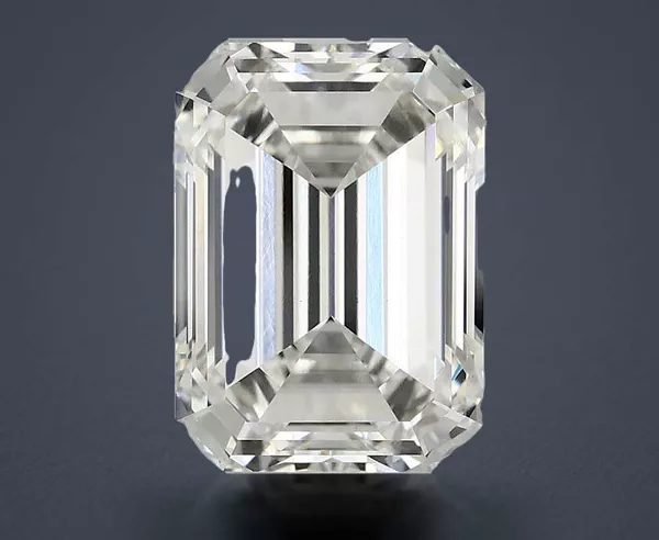 4.93 Carat · G · VS1 Rare Carat Ideal Cut
