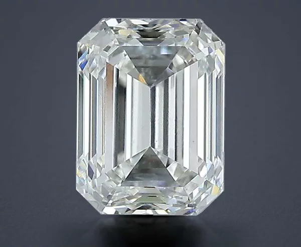 0.9 Carat · J · VS1 Rare Carat Ideal Cut