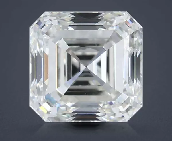 2.7 Carat · K · VS2 Rare Carat Ideal Cut