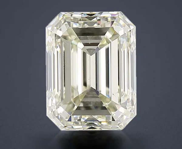 3.03 Carat · J · VS2 very good Cut